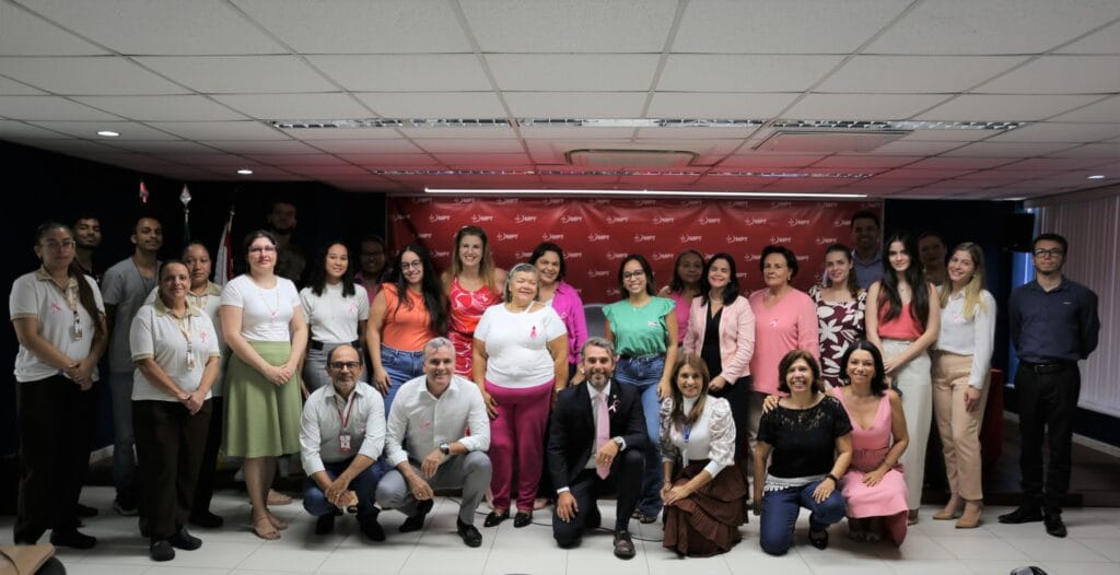 Outubro Rosa: em palestra no MPT-SE, médica alerta para importância da prevenção