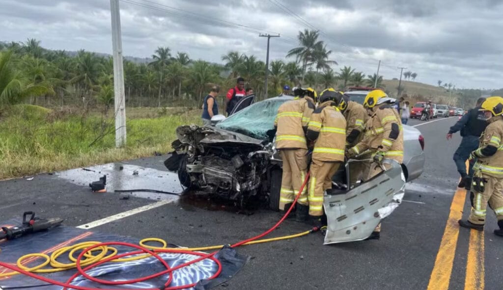 Acidente na SE-368 deixa uma pessoa morta e seis feridas em Indiaroba