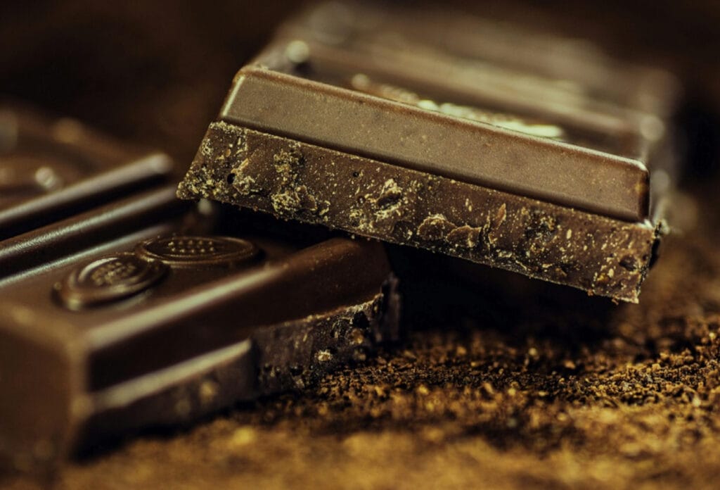 8 alimentos ricos em fibras e antioxidantes para adicionar na sua dietaNutricionista especialista em sinergia dos alimentos destaca alimentos ricos em fibras e antioxidantes que promovem benefícios para o corpo e a mente