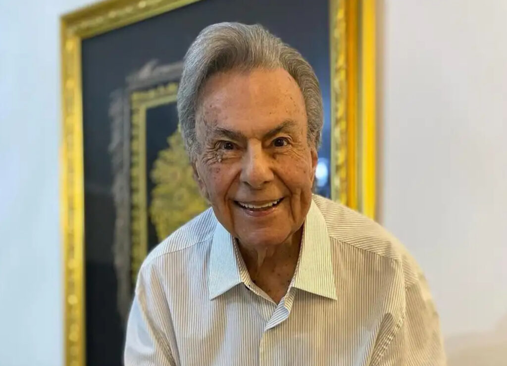 Morre em São Paulo o cantor Agnaldo Rayol, após uma queda