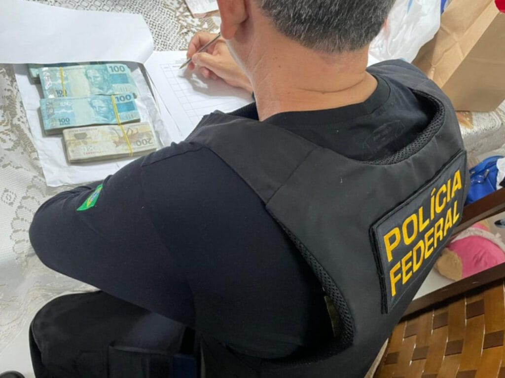 PF realiza operação contra fraudes em licitações de combate à COVID-19 em Aracaju, Areia Branca, Capela e Dores