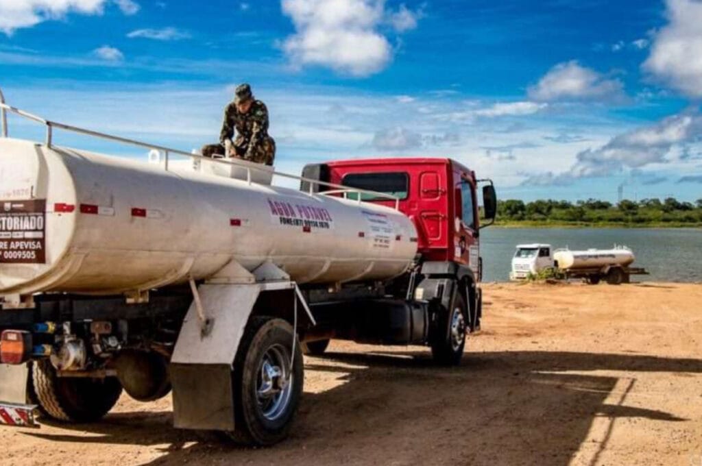 Operação Carro-Pipa é suspensa em todo o Nordeste “por falta de recursos”
