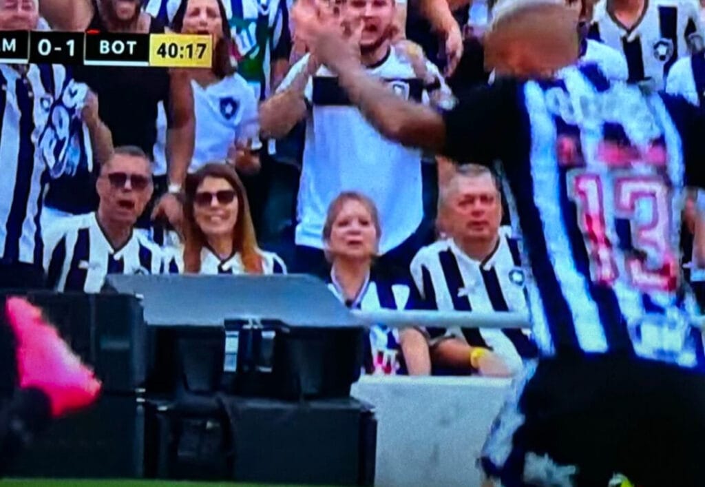 Botafogo levanta a Libertadores e Governador de Sergipe acompanha a final em Buenos Aires