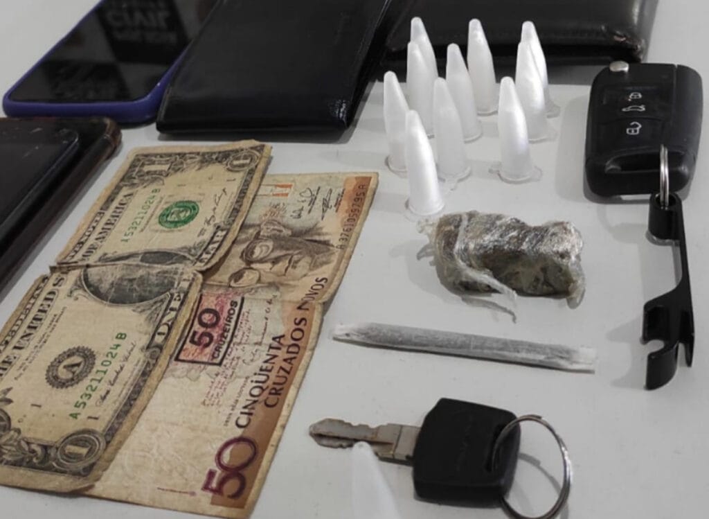 Presos investigados por tráfico de drogas em Ribeirópolis