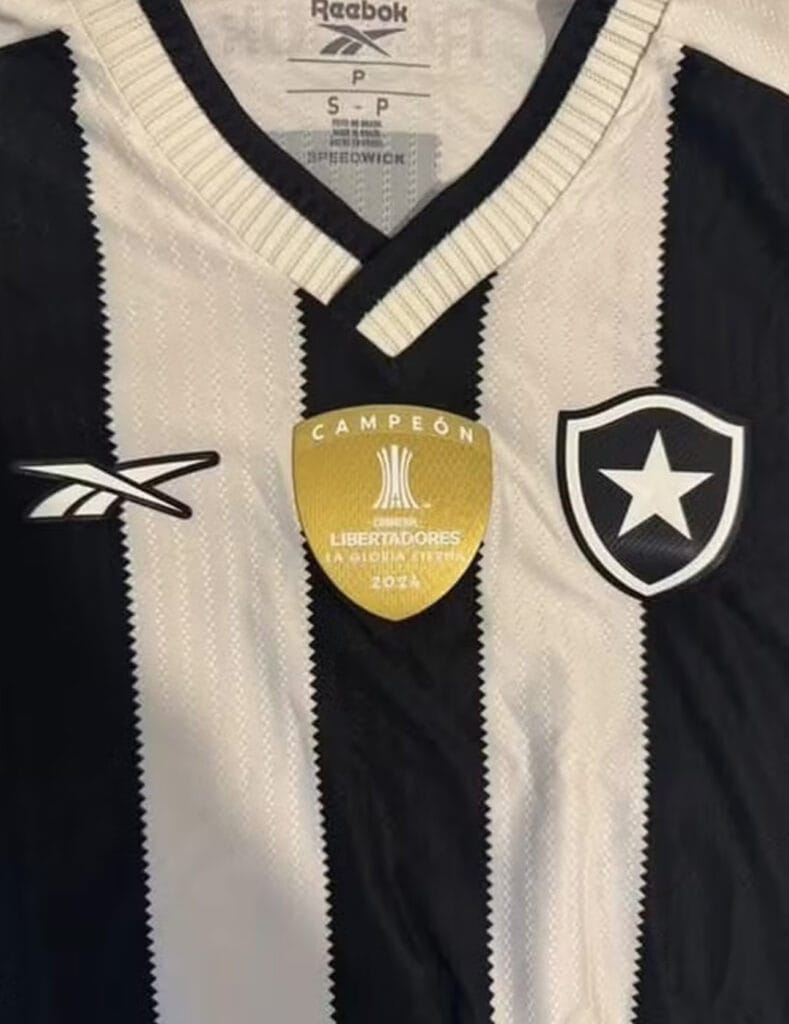 Roubo de caminhão com uniformes do Botafogo gera prejuízo milionário