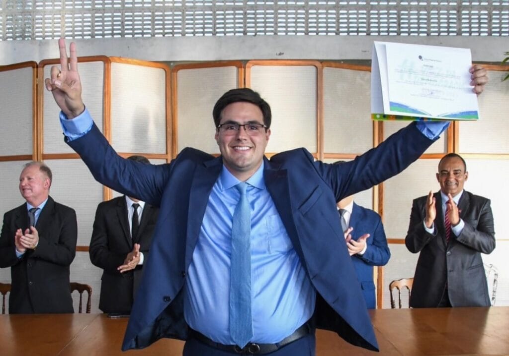 Talysson de Valmir: a justiça que o povo faz! Tirado do pleito de 2022, agora ele começa uma nova história em Areia Branca