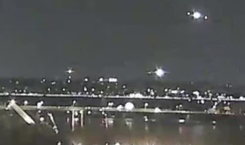 Acidente Aéreo em Washington DC deixa múltiplas vítimas