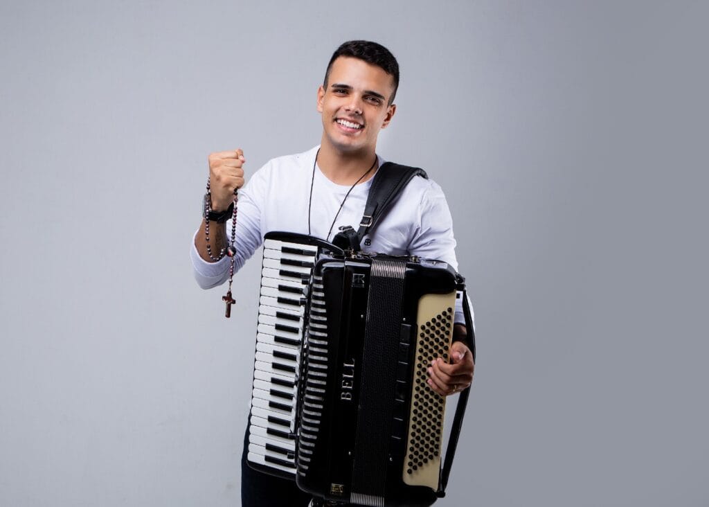 William Sanfona grava seu primeiro DVD: “Sertão, Fé e Forró”