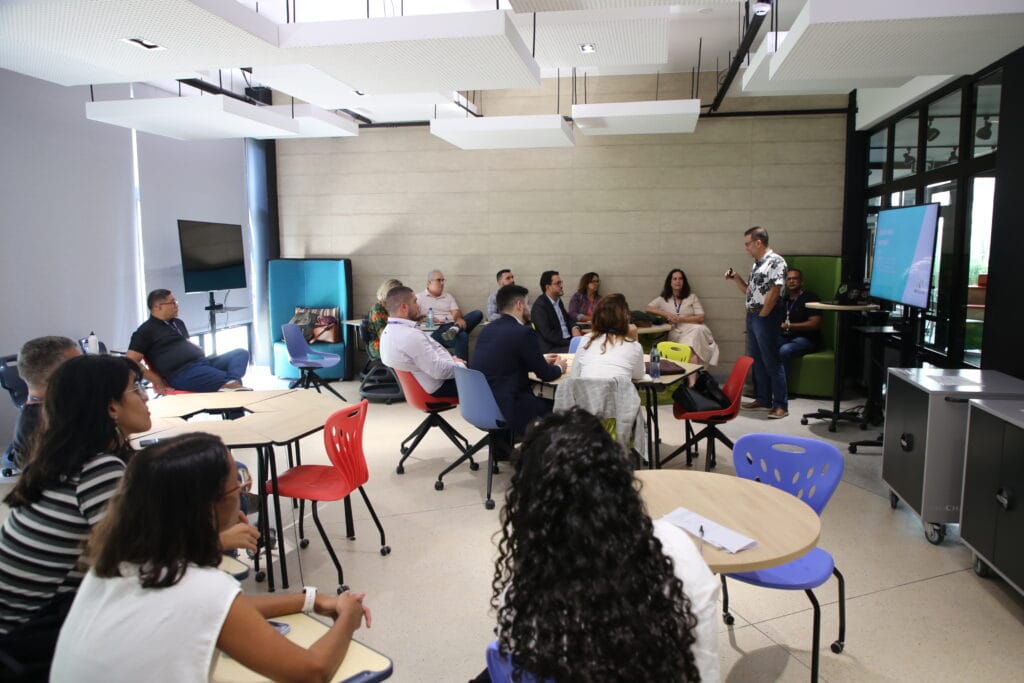 Coordenador do Ministério da Saúde conhece startups criadas a partir de pesquisas