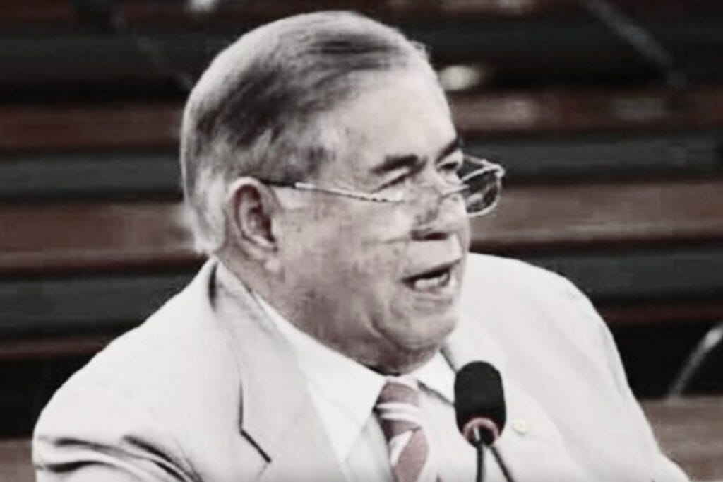 Newton Cardoso, ex-governador de Minas Gerais, faleceu aos 86 anos