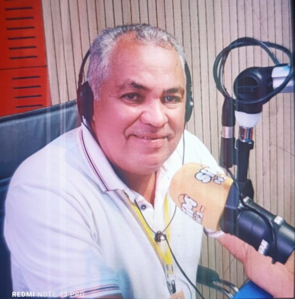 Morre o radialista Elmo Siqueira