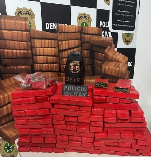 Polícia apreende 76,5 kg de maconha em Aracaju e desarticula ponto de drogas no bairro Siqueira Campos