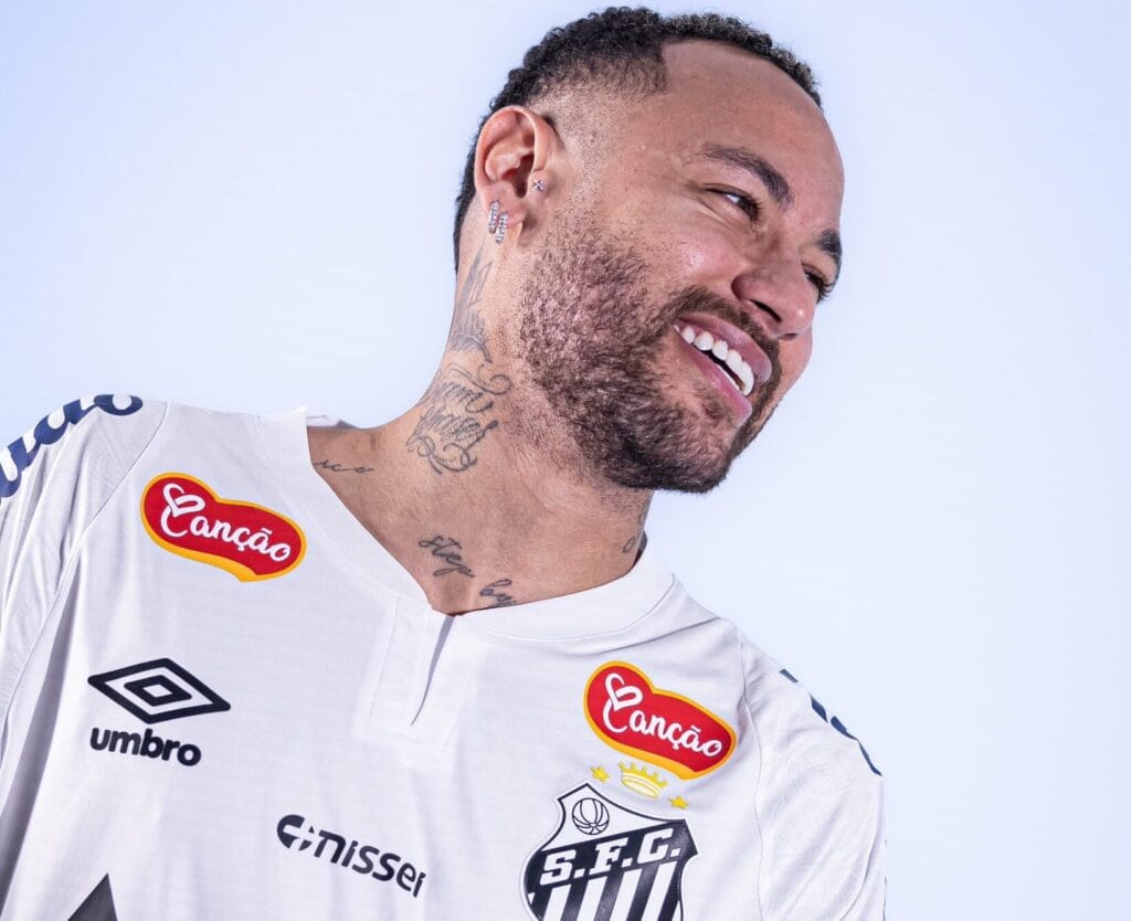 Neymar Jr. reestreia pelo Santos com contrato registrado no BID da CBF