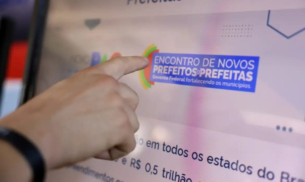 Plataforma de pequenos serviços conecta MEIs e prefeituras 