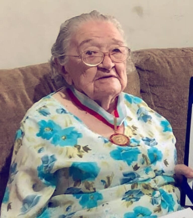 Ribeirópolis se despede de sua filha mais antiga: morre aos 112 anos a professora Maria Alaide Menezes