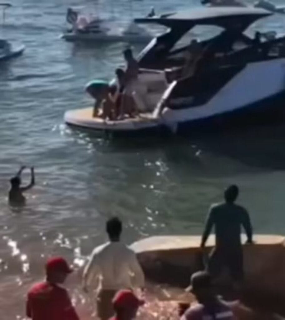 Tragédia na Praia do Gunga: criança morre e pai fica gravemente ferido em acidente com lancha