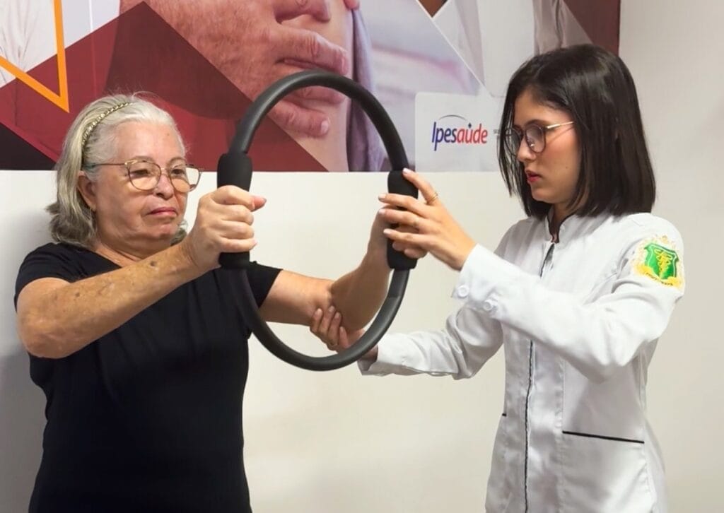 Ipesaúde reforça importância do tratamento do Parkinson no Dia Mundial da doença