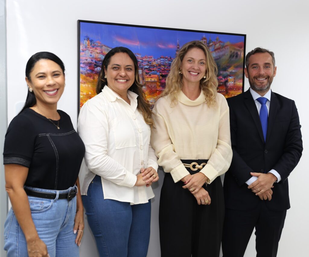 MPT-SE recebe futura secretária do Respeito às Políticas para as Mulheres de Aracaju