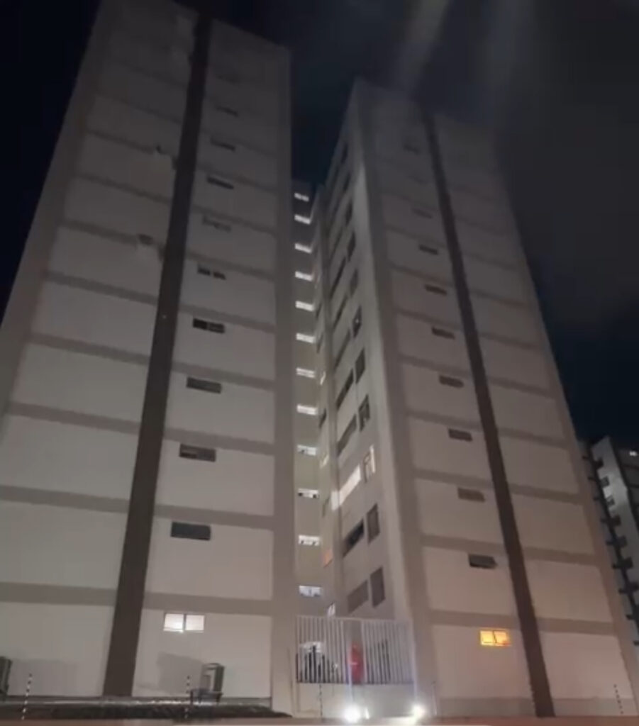 Mãe e filho caem do 10º andar em prédio no bairro 13 de julho, em Aracaju