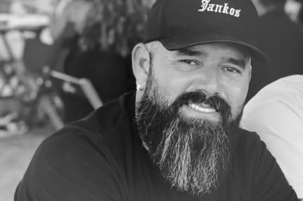 Morre cantor de forró Gisley Ribeiro após passar mal durante show na Bahia