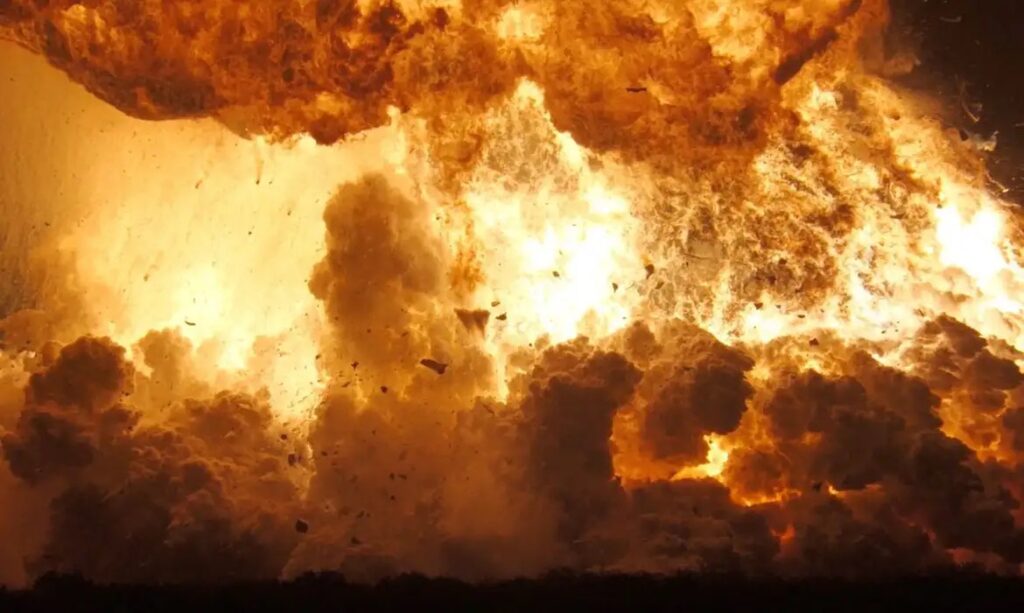 Foguete Starship da SpaceX explode durante teste no Texas