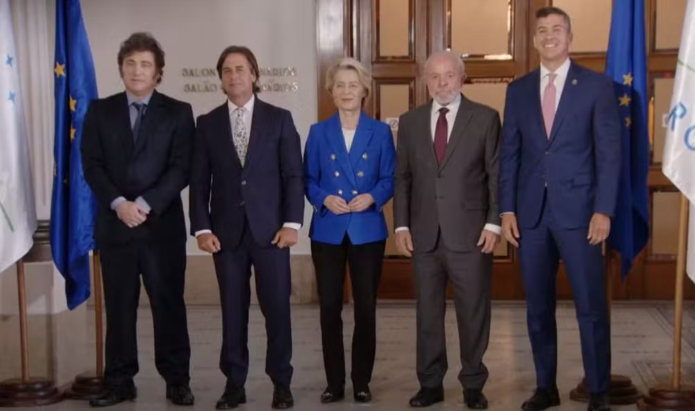 Lula vai a Buenos Aires para Cúpula do Mercosul em 1º encontro com Milei; veja pautas