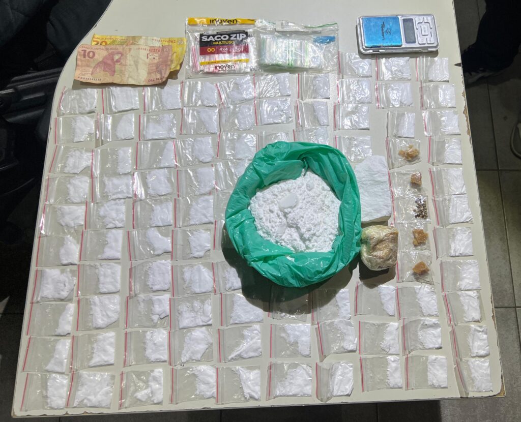 Policia prende suspeito de tráfico e apreende drogas em Lagarto