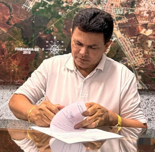 Valmir de Francisquinho decreta ponto facultativo total no São João