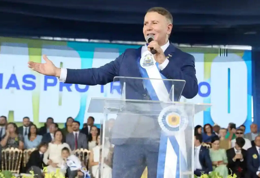 Prefeito afastado segue internado na UTI após infarto; STF concede prisão domiciliar