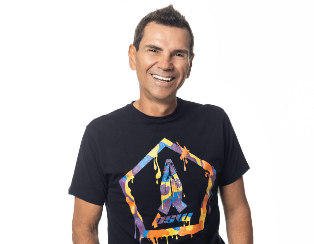 Música ‘É Você’, na voz de Sergynho Pimenta, alcança 50 mil players nas plataformas digitais 
