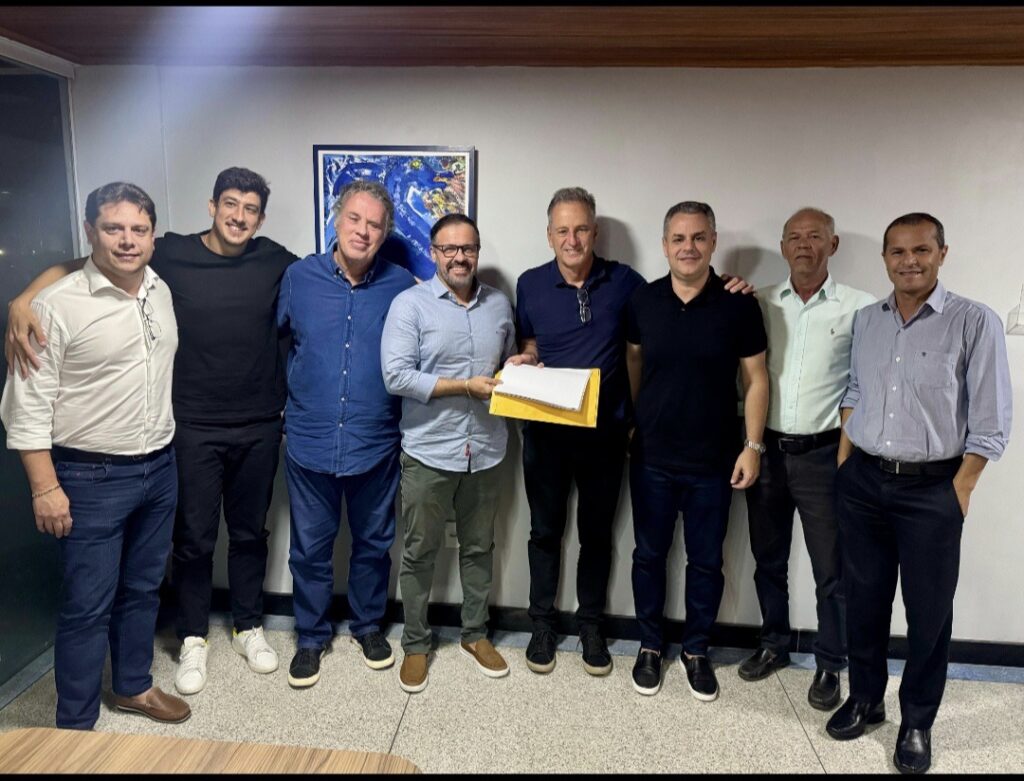 Confiança recebe proposta de R$ 500 milhões por SAF de consórcio com ex-presidente do Flamengo