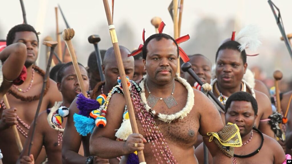 Rei Mswati III anuncia e Suazilândia volta a chamar-se Reino de eSwatini
