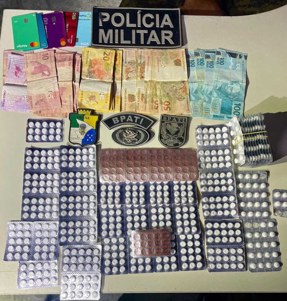 Polícia prende dois homens com 540 comprimidos de Rebite