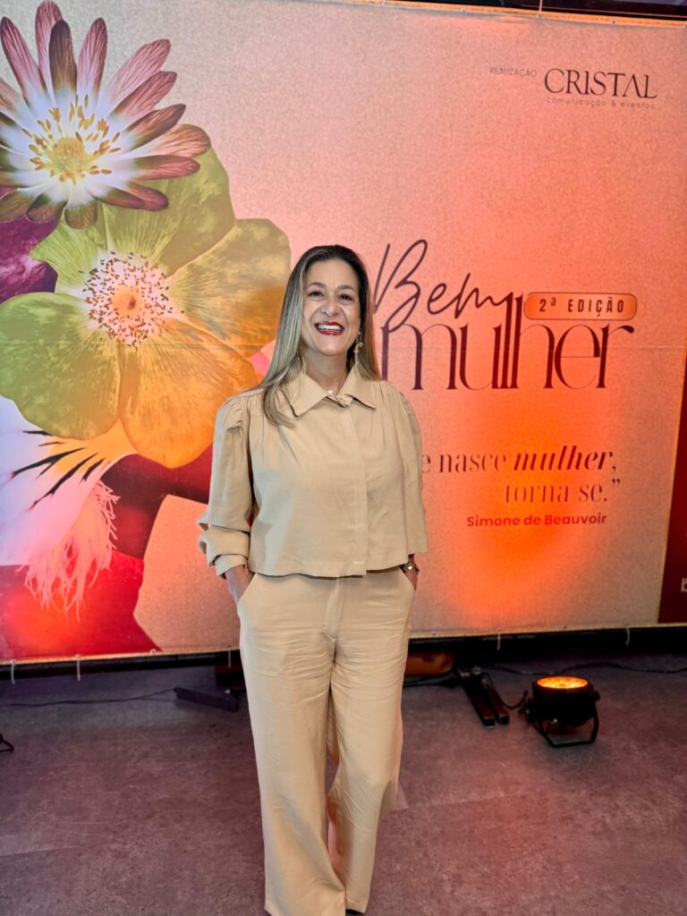 Carol Asencio inspira plateia no “Bem Mulher 2025″ com projeto que leva sergipanas a viajarem juntas pelo Brasil
