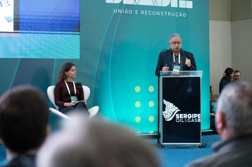 Sergas destaca avanços e interiorização do gás natural durante painel no Sergipe Oil & Gas