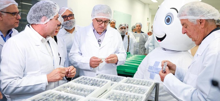 Após 20 anos, Brasil retoma produção de insulina em iniciativa conduzida pelo Ministério da Saúde