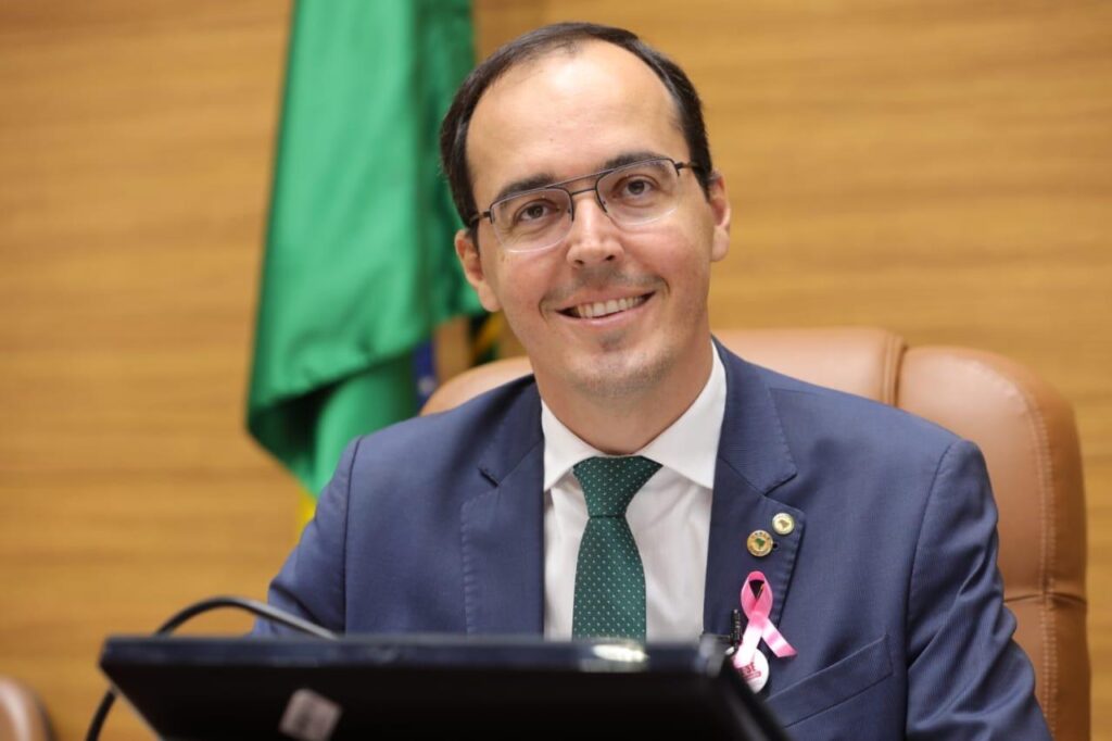 Mandato do deputado Georgeo tem 62,2% de aprovação