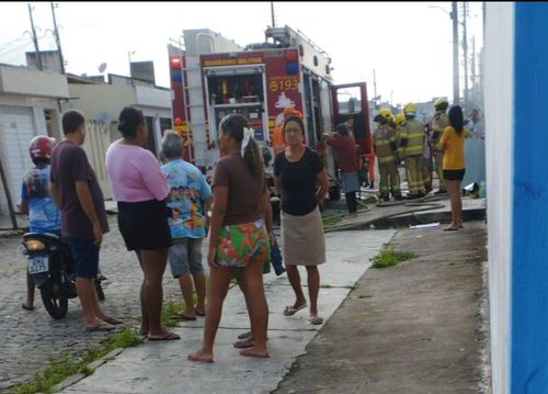 Incêndio atinge residência de jovem em Itabaiana.