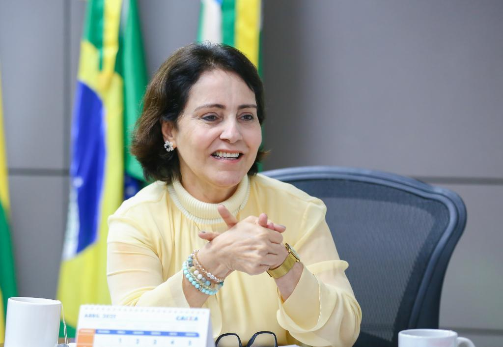 Emília Corrêa defende nomes de Eduardo e Rodrigo para o Senado, mas elogia Adailton e minimiza “chateação” de Valmir