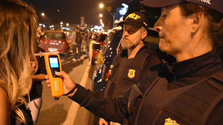 PRF intensifica fiscalização na BR-235 durante a Micarana