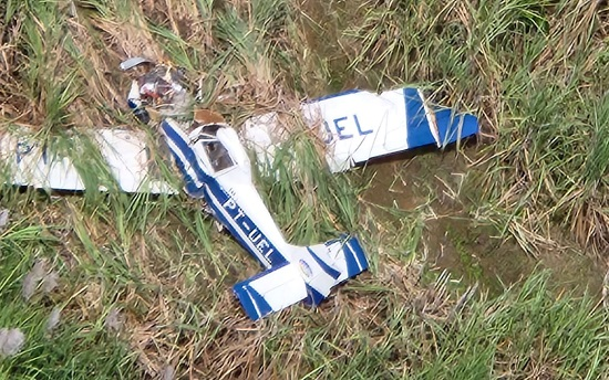 Acidente de avião em Capela foi causado por colisão com cabo elétrico, aponta Cenipa
