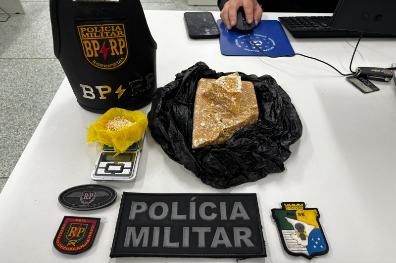 PM apreende cerca de 800 gramas de crack no Bairro 17 de Março