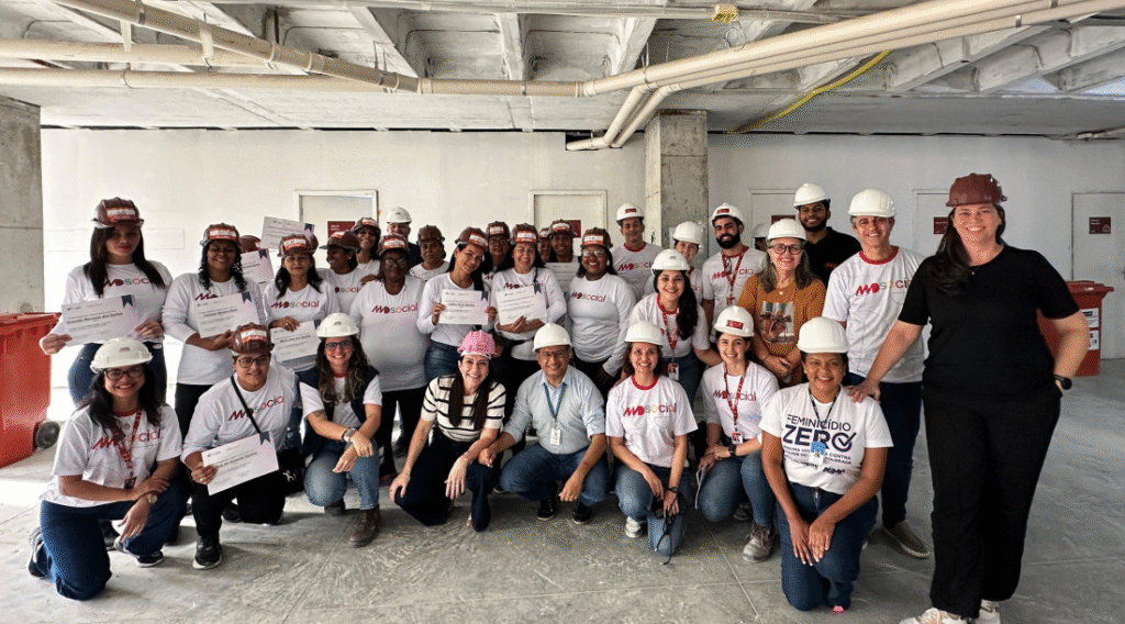 Curso de Revestimento Cerâmico para mulheres promovido pelo Governo de Sergipe é concluído e garante qualificação profissional