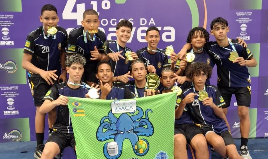 Estação Cidadania recebe competição de handebol para crianças e adolescentes