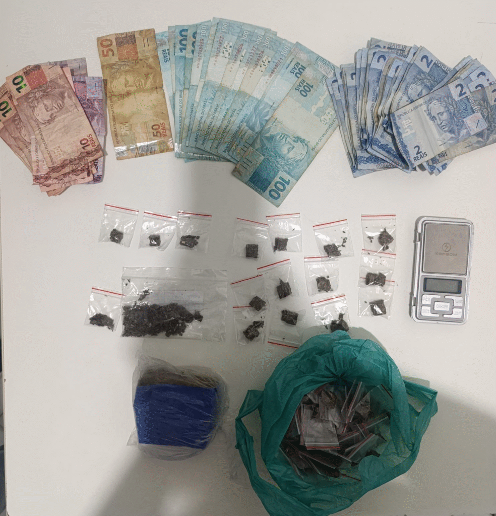 Polícia Civil cumpre mandado de busca e apreensão na zona rural de Umbaúba
