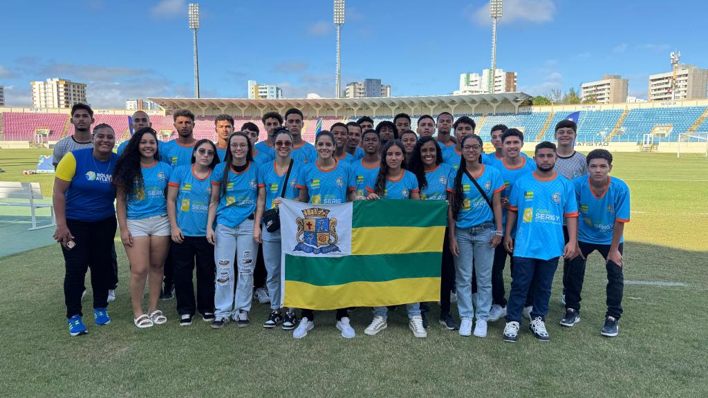 Equipes feminina e masculina representam Aracaju na abertura da Copa Serigy de Futebol Amador