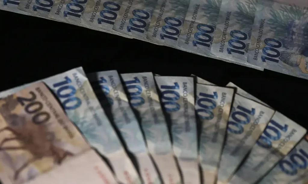 Programa CMais PVHA garante auxílio de R$ 200 a pessoas com HIV/AIDS em Sergipe