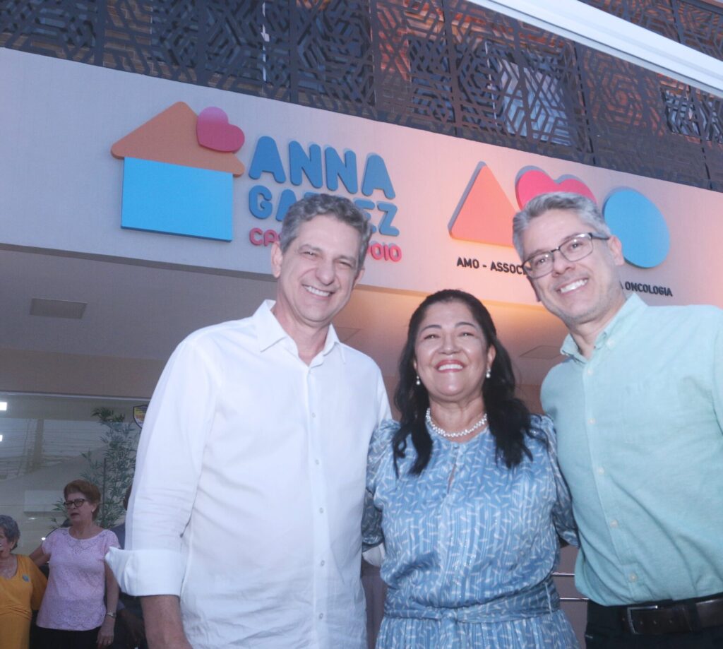Inauguração da nova Casa de Apoio da AMO reúne centenas de pessoas