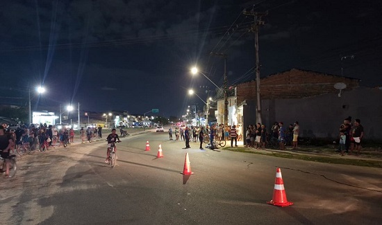 Ciclista de 85 anos morre após colisão com ônibus escolar em Aracaju