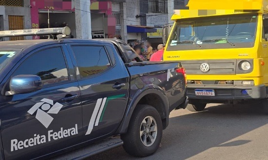 Receita Federal apreende 16 mil itens falsificados em lojas do centro de Aracaju